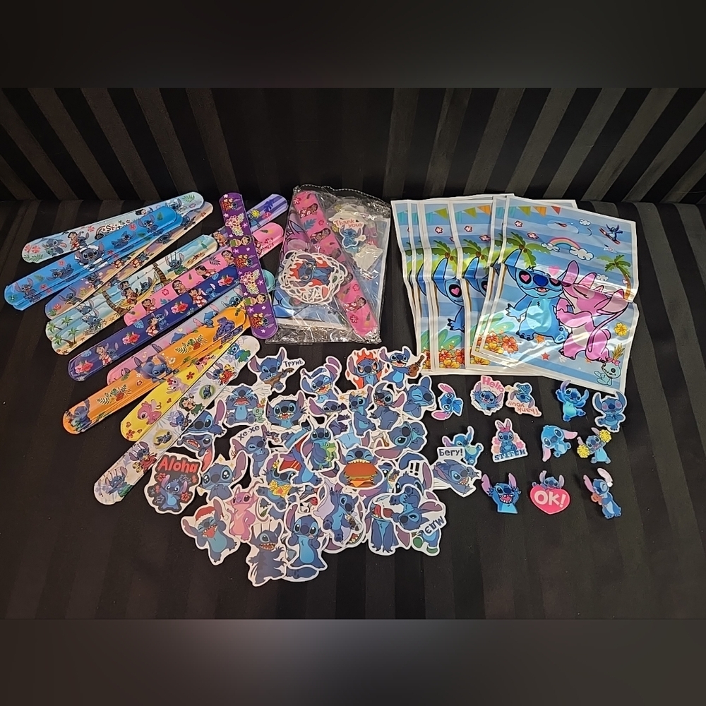 192pc Lilo Stitch & Scrump Gift Bag Party Set Pins Stickers & Slap Bracelets